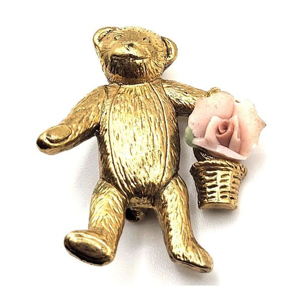 Vintage Gold Tone Teddy Bear Brooch With Porcelain Rose Basket Detail 1.5in - Picture 2 of 3